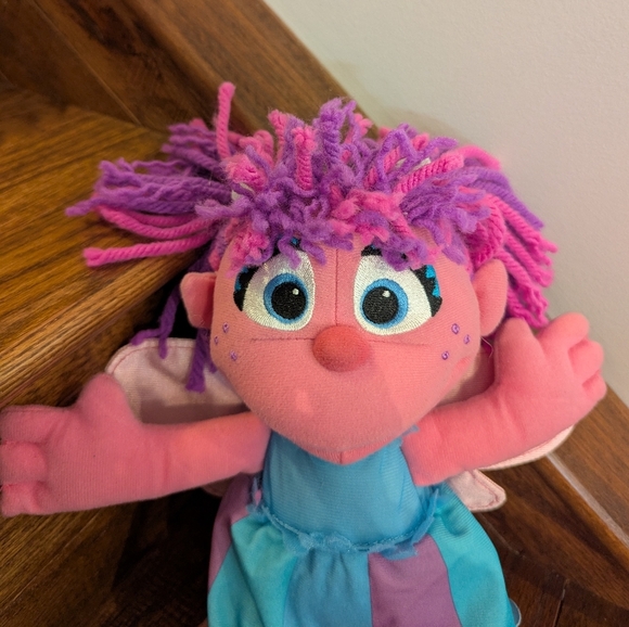 Sesame Street Talking Abby Cadabby 12 inches - Picture 4 of 7